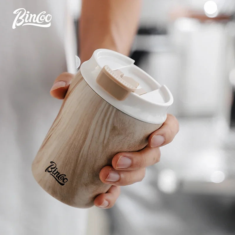 Hue and  Dunes Singapore Wooden Coffee Mug with Lid, the best coffee mug for commuting, perfect for hot beverages on the go